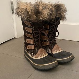 Winter boots